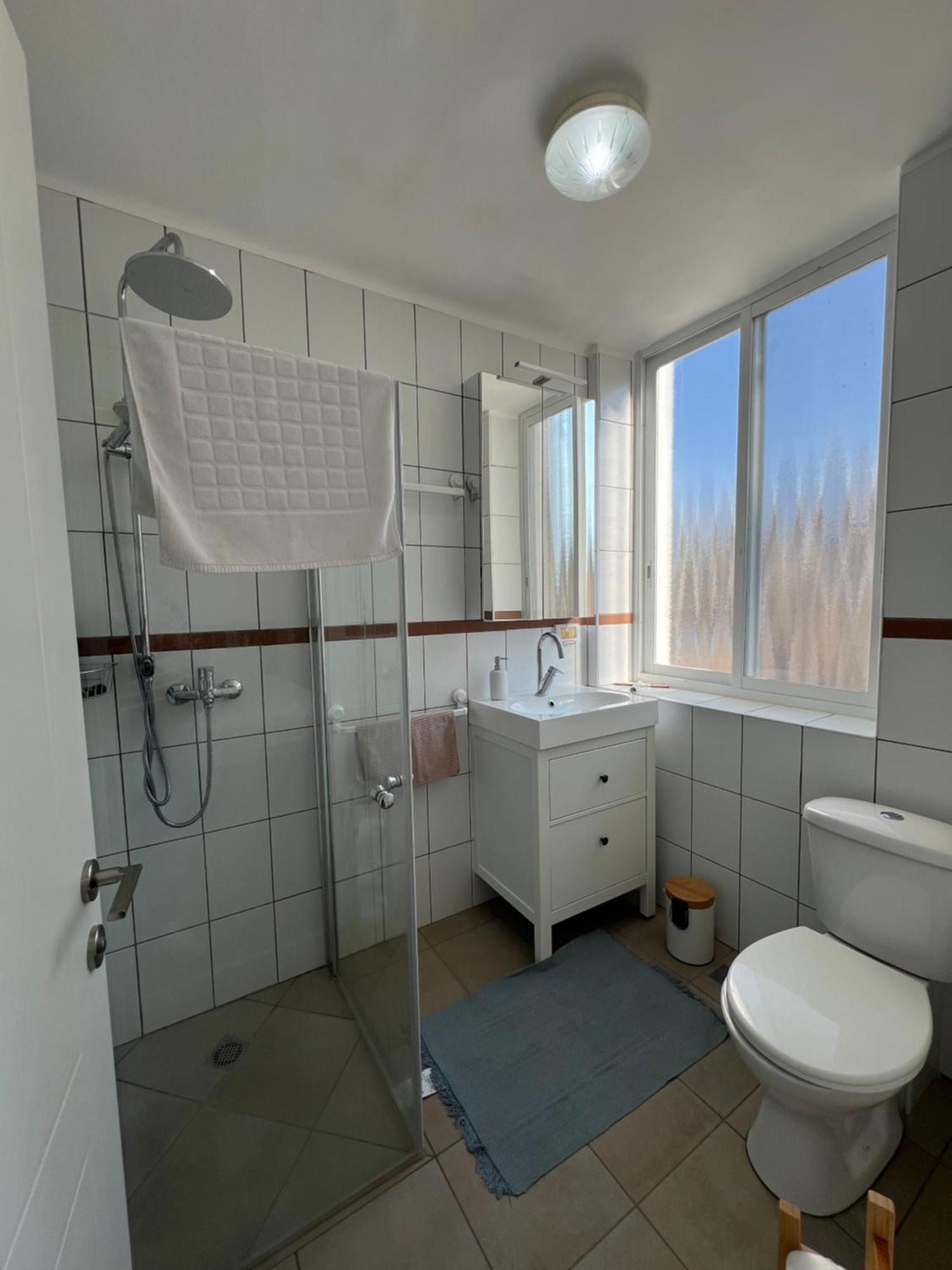 חיפה Modern And Spacious Apartment In Downtown מראה חיצוני תמונה
